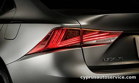 LEXUS IS200T F SPORT