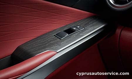 LEXUS IS350 F SPORT MODE BLACK