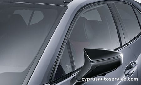 LEXUS UX300H F SPORT EMOTIONAL EXPLORER