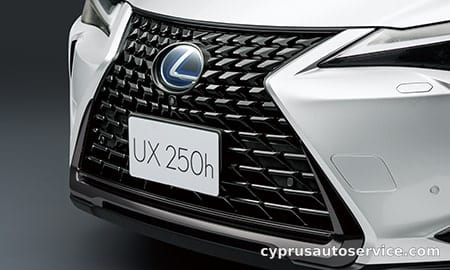 LEXUS UX250H ELEGANT BLACK