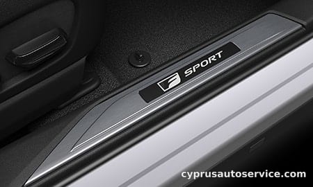 LEXUS UX200 F SPORT