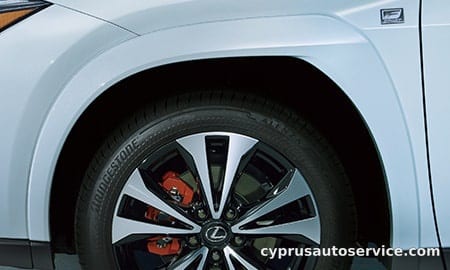 LEXUS UX200 F SPORT EMOTIONAL EXPLORER