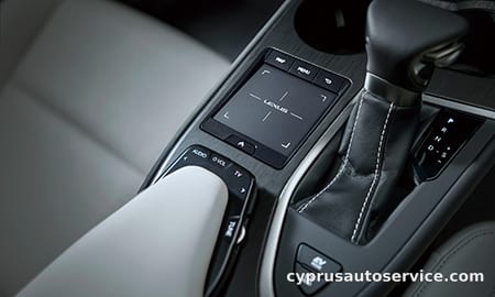 LEXUS UX250H F SPORT