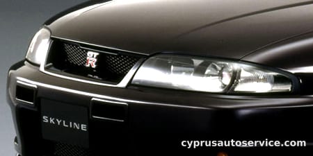 NISSAN SKYLINE GT-R