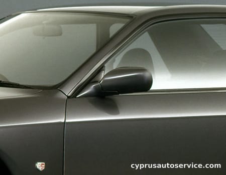 NISSAN SKYLINE GT-R