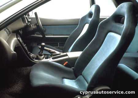 NISSAN SKYLINE GT-R