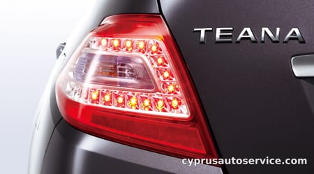 NISSAN TEANA 250XV