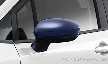 NISSAN NOTE X FOUR BEAMS EDITION