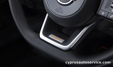 NISSAN NOTE X FOUR BEAMS EDITION