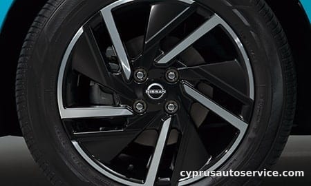 NISSAN NOTE X FOUR