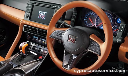NISSAN GTR PREMIUM EDITION