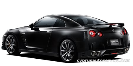 NISSAN GTR BLACK EDITION