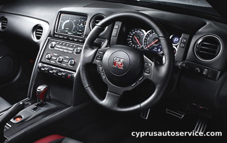 NISSAN GTR BLACK EDITION