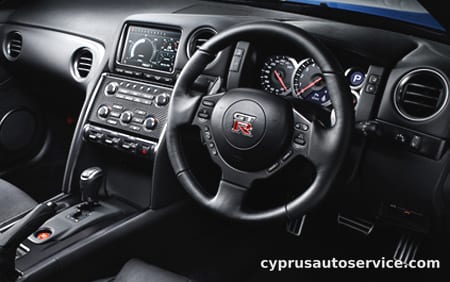 NISSAN GTR PURE EDITION