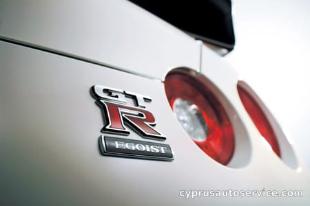 NISSAN GTR SPEC V