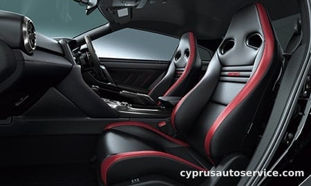 NISSAN GTR BLACK EDITION