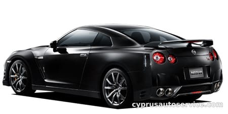 NISSAN GTR BLACK EDITION