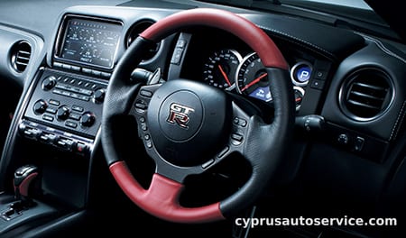 NISSAN GTR BLACK EDITION