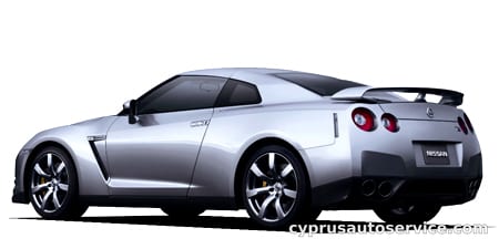 NISSAN GTR BLACK EDITION