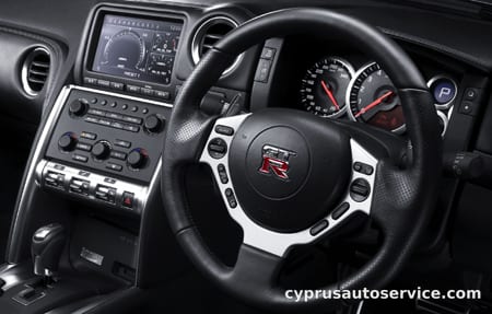 NISSAN GTR BLACK EDITION