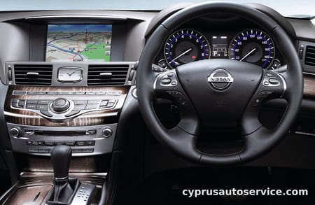 NISSAN FUGA HYBRID VIP