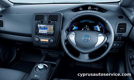NISSAN LEAF S