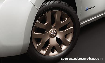 NISSAN LEAF X 80TH SPECIAL COLOR LIMITED