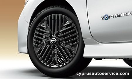 NISSAN LEAF e+ X 90TH ANNIVERSARY