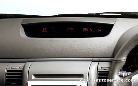 NISSAN STAGEA AR-X FOUR