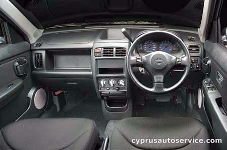 NISSAN CUBE RIDER