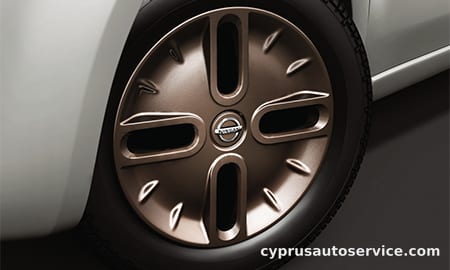 NISSAN CUBE 15X 80TH SPECIAL COLOR LIMITED