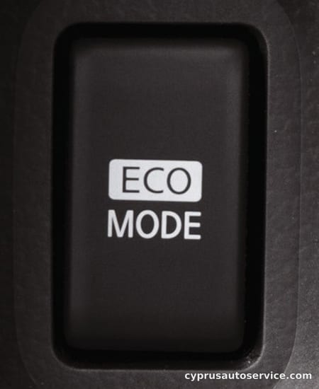 NISSAN CUBE 15G