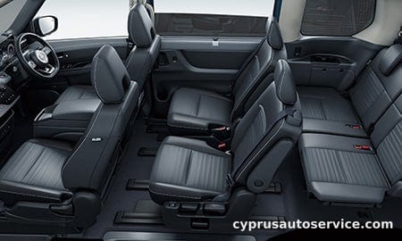 NISSAN SERENA E-POWER LUXION