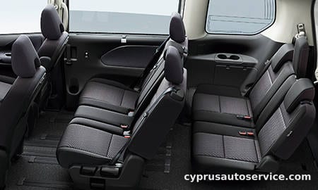 NISSAN SERENA HIGHWAY STAR V SELECTION