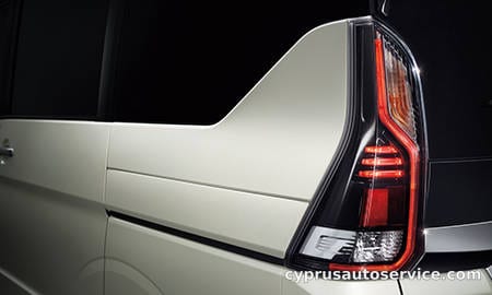 NISSAN SERENA E-POWER HIGHWAY STAR
