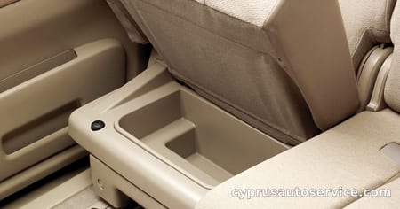 NISSAN SERENA 20S