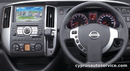 NISSAN SERENA HIGHWAY STAR