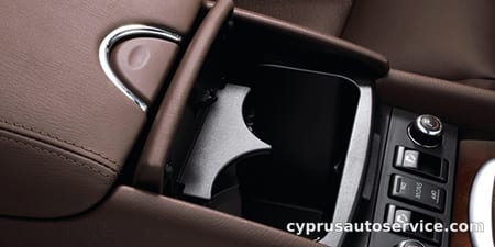 NISSAN SKYLINE CROSSOVER 370GT FOUR TYPE P