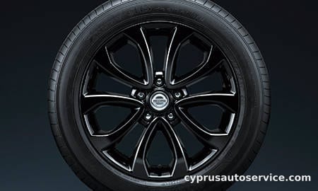 NISSAN JUKE 16GT FOUR DRESS UP