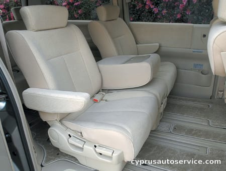 NISSAN ELGRAND HIGHWAY STAR