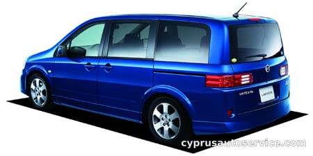 NISSAN LAFESTA HIGHWAY STAR
