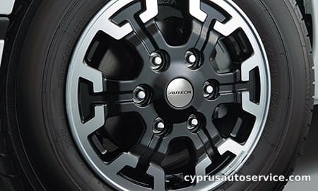 NISSAN CARAVAN AUTECH LINE BLACK PACKAGE