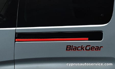 NISSAN NV350CARAVAN VAN PREMIUM GX BLACK