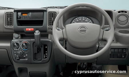 NISSAN NV100CLIPPER VAN DX