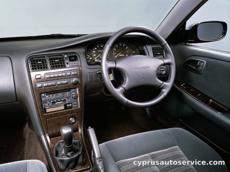 TOYOTA MARK II TOURER S
