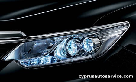 TOYOTA CAMRY HYBRID G PACKAGE PREMIUM BLACK