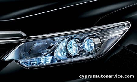 TOYOTA CAMRY HYBRID G PACKAGE PREMIUM BLACK