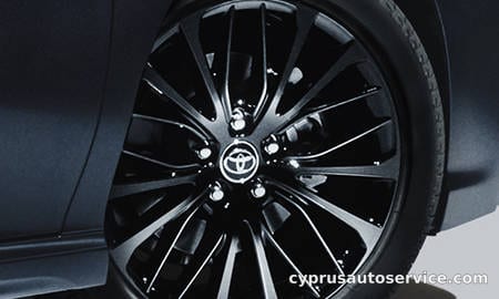 TOYOTA CAMRY WS BLACK EDITION