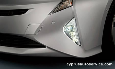 TOYOTA PRIUS S SAFETY PLUS