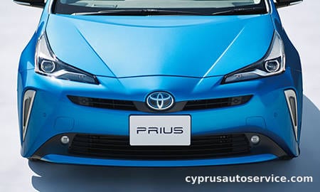 TOYOTA PRIUS A TOURING SELECTION